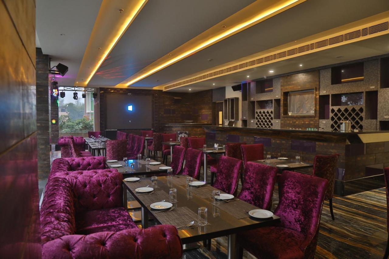 Aveo By Amatra, Gateway To Corbett Hotel Kashipur Exterior foto